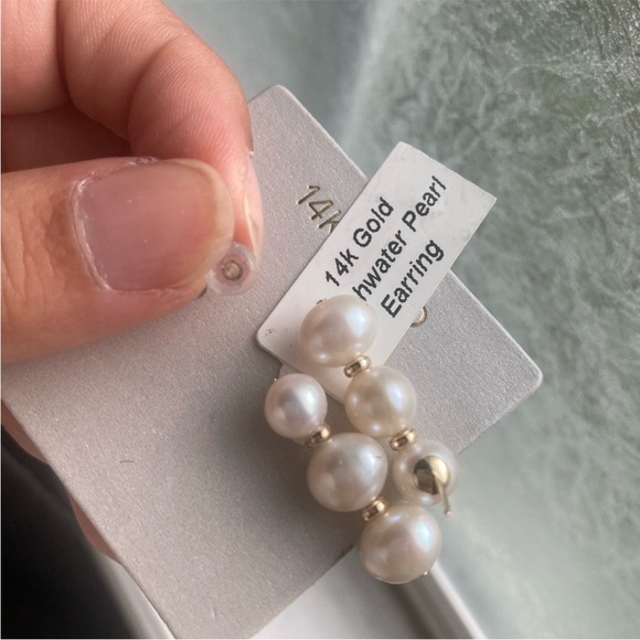 14ct.Gold Freshwater Pearl Earrings - Picture 13 of 17